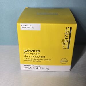 skin Chemists Advanced Bee Venom Duo Moisturiser - Vibrant Yellow
